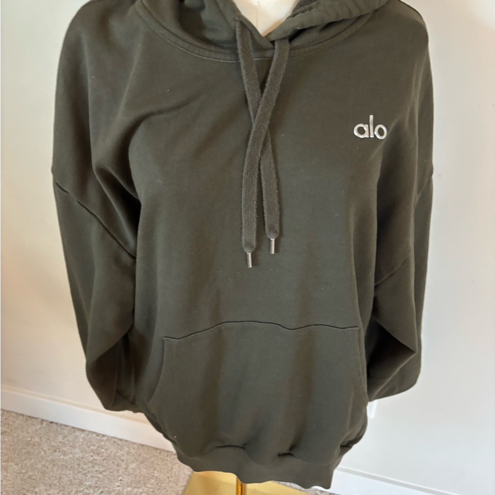 ALO Yoga Women’s Olive Hoodie